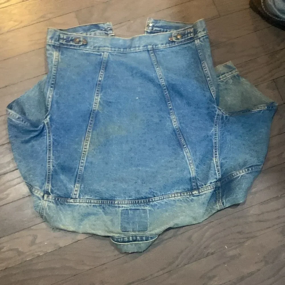 Vintage Levi’s 705 4 Pocket Chore Work Denim Jean Trucker Jacket Men’s Size S